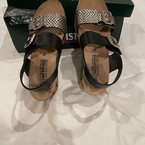 Mephisto sandals